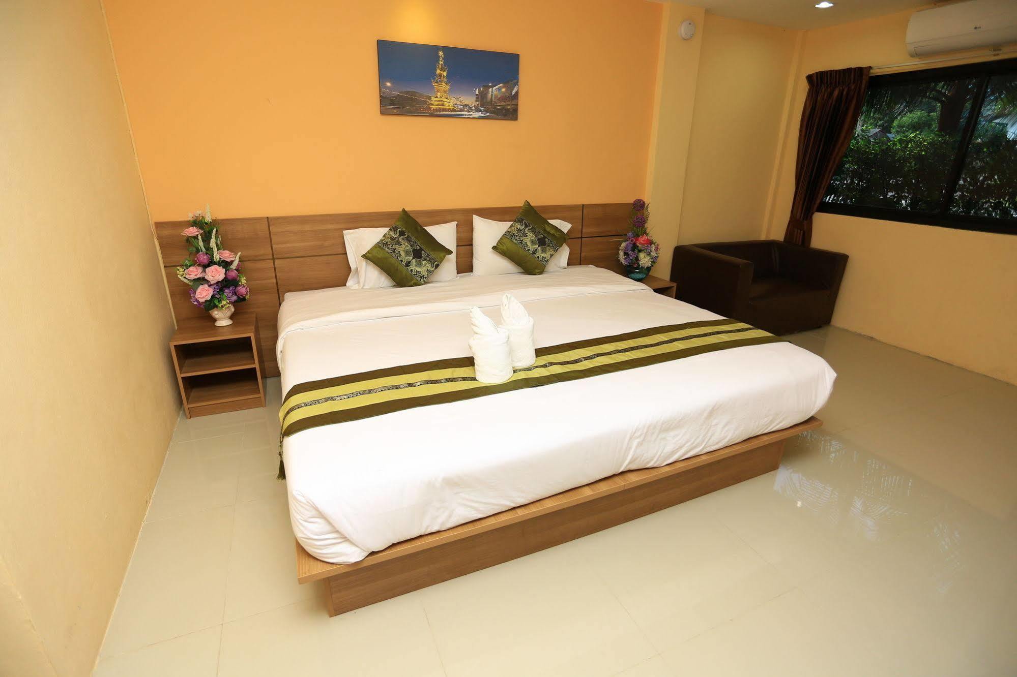 Airbest Gemtree Lampang Hotel Екстериор снимка