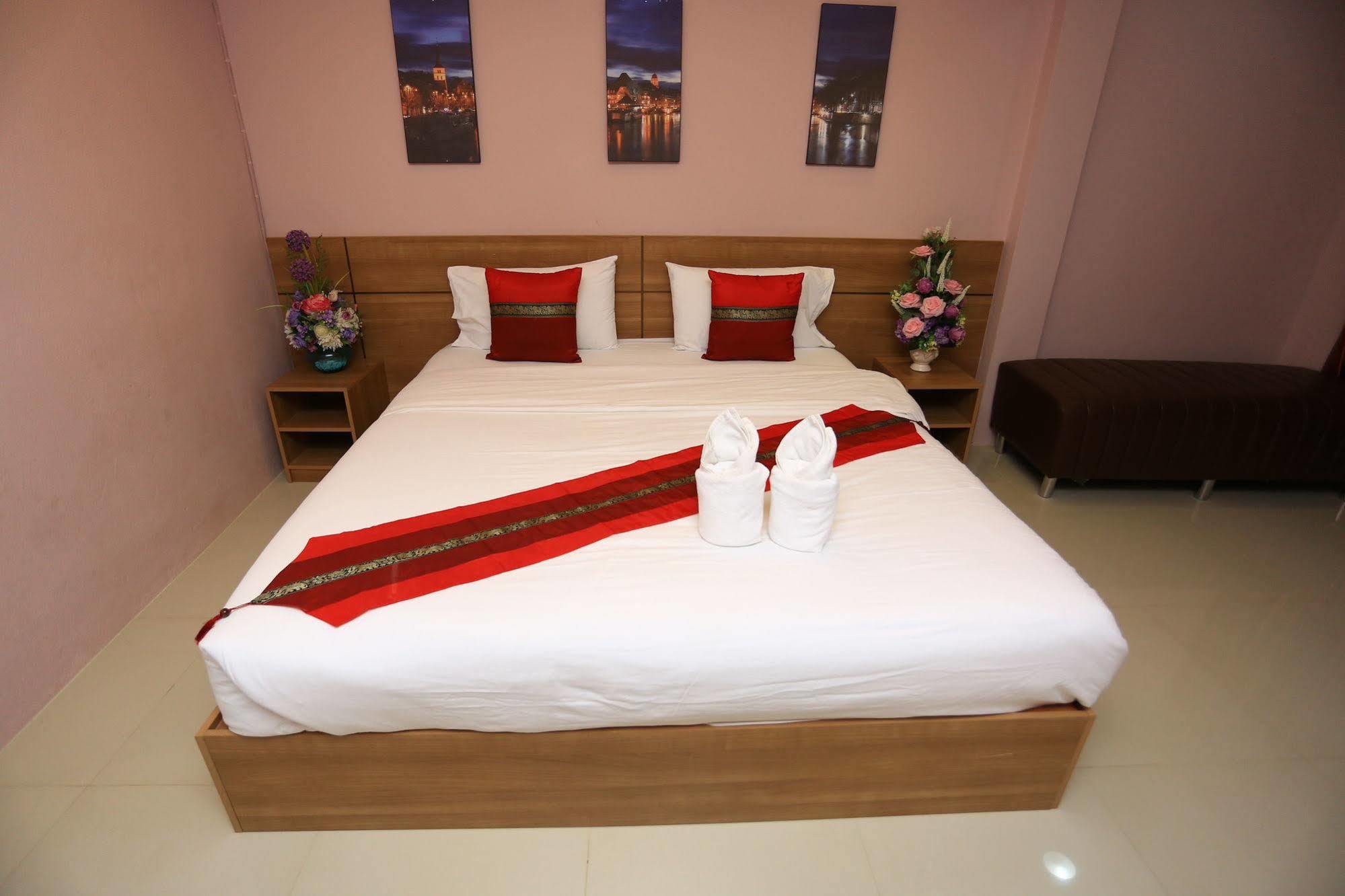 Airbest Gemtree Lampang Hotel Екстериор снимка